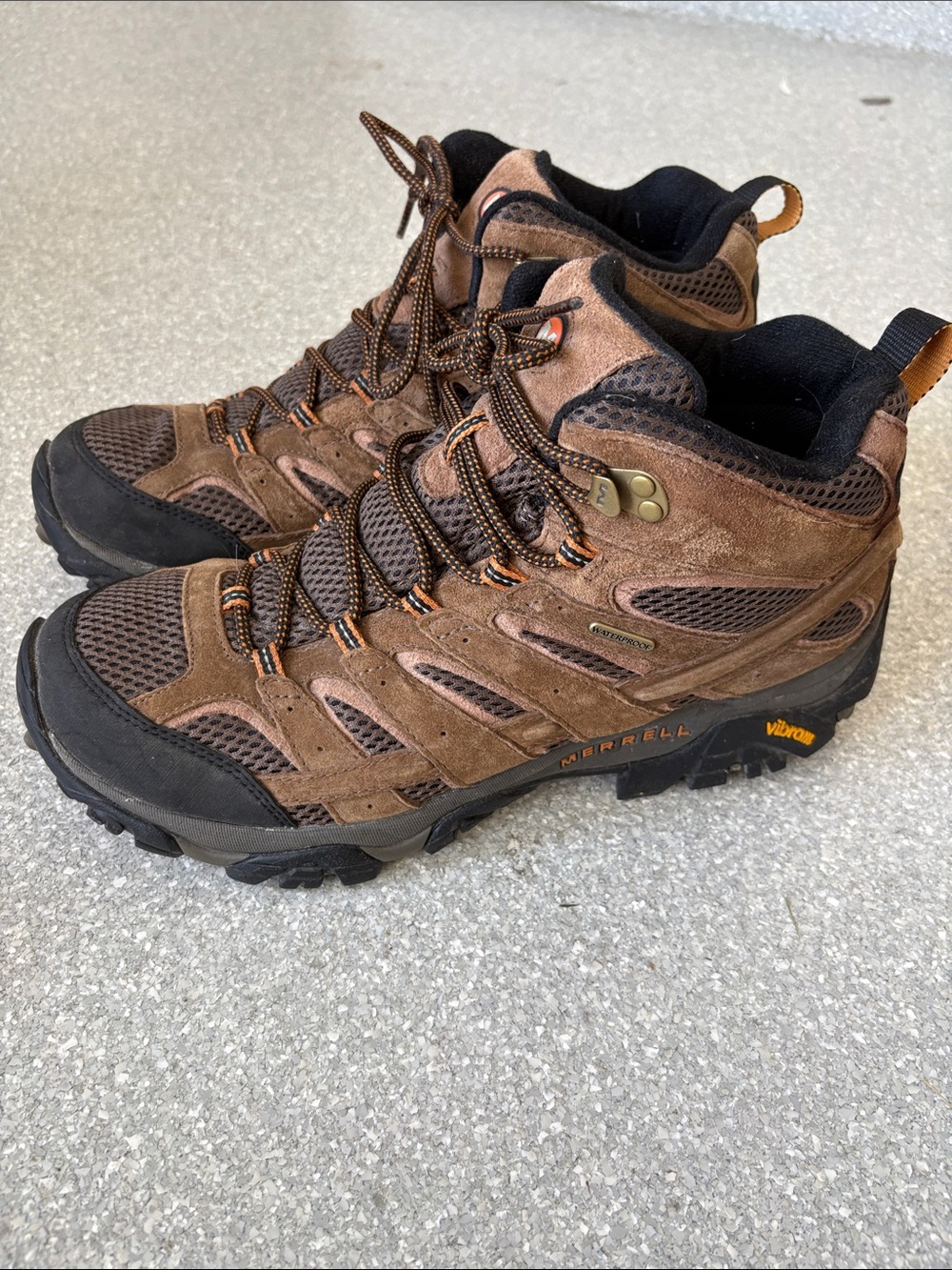 Merrell Moab 2 Mid Waterproof hiking boots size 12